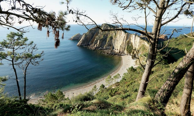The Playa del Silencio, also known as The Gavieru, is located in the municipality of Cudillero, Asturias, Spain.