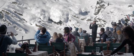 The moment that the threat of an avalanche changed Tomas’s life in Force Majeure.