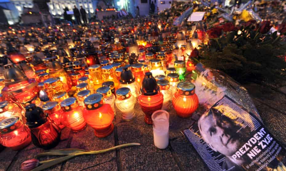 Pilots in Smolensk crash that killed Polish president pressured to land in fog | Poland | The Guardian