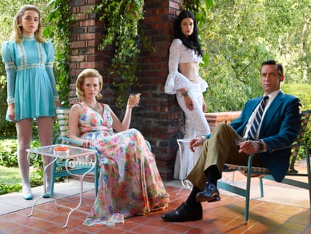 Nylon, paisley and bell bottoms: Mad Men is true to 70s fashion, Fashion