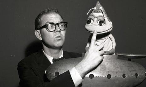 The voice actor and comedian Stan Freberg on the Frank Sinatra Show in 1958.