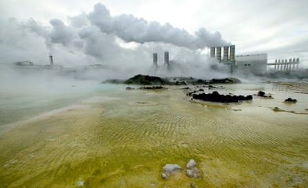 16 Feb 2006, Iceland --- Svartsengi geothermal power plant, Reykjanes Peninsula, Iceland