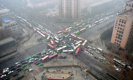 Road chaos after traffic lights broke down in Xi’an, China, in 2014. Traffic control sensors are vulnerable to hacking, said Cesar Cerrudo.