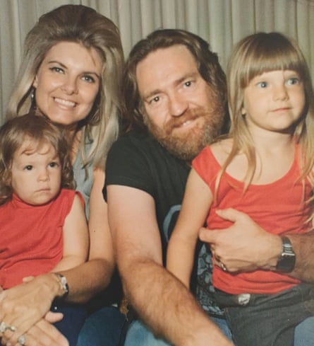 Willie Nelson with his ex-wife Connie and daughters Amy and Paula