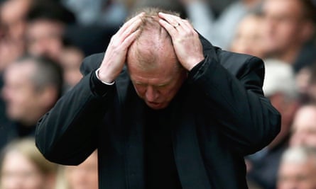 Steve McClaren reacts during his side's defeat at the hands of Reading.