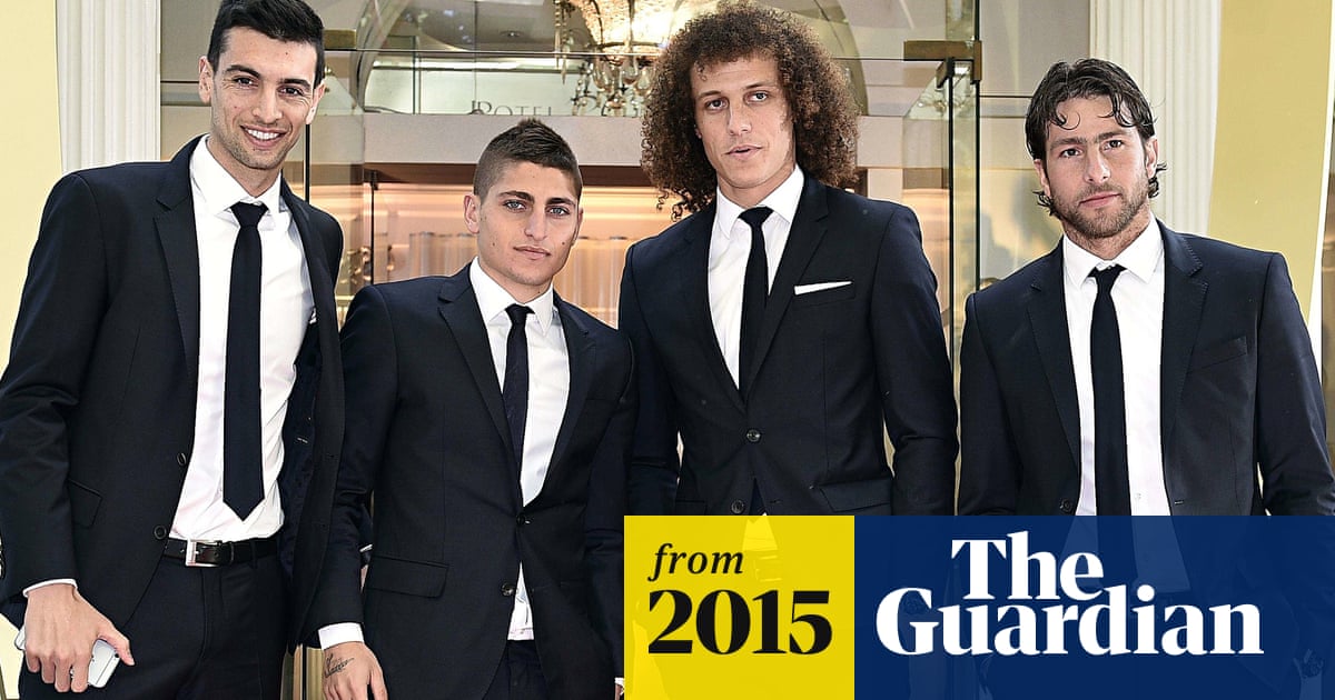 Psg Become World S Best Paid Sports Team Averaging 101 898 A Week Paris Saint Germain The Guardian