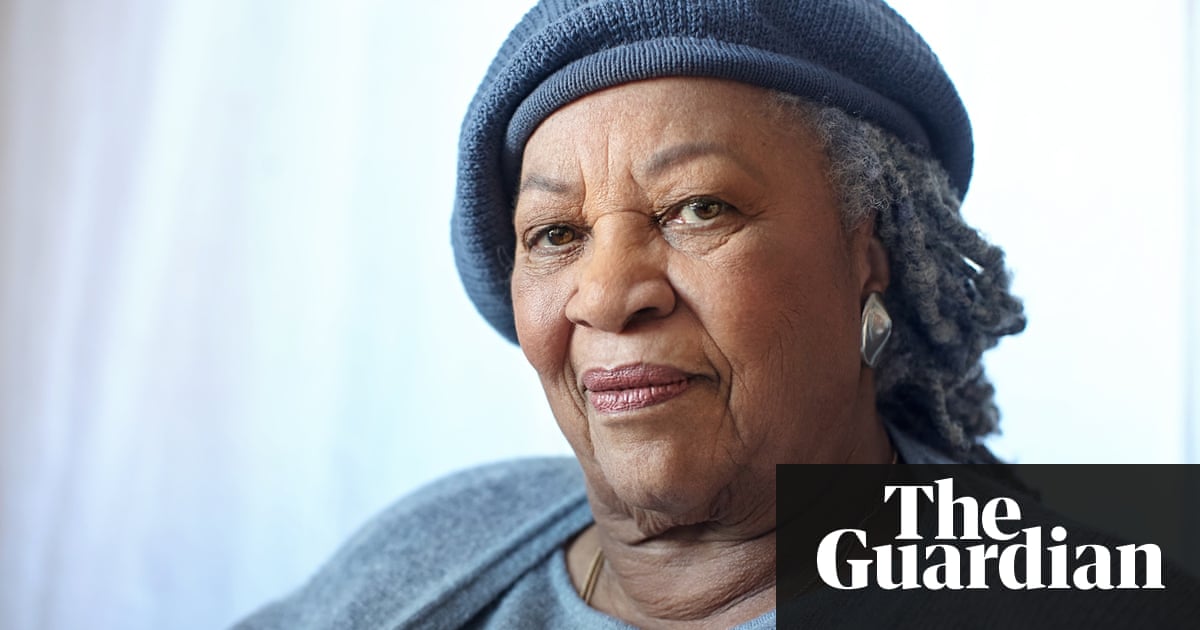 the different depiction of beauty in the bluest eye a novel by toni morrison the different depiction of beauty in the bluest eye a novel by toni morrison