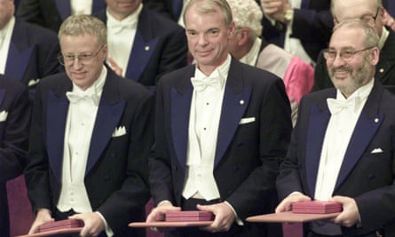 George Akerlof, Michael Spence and Stiglitz receive the Nobel prize for economics.