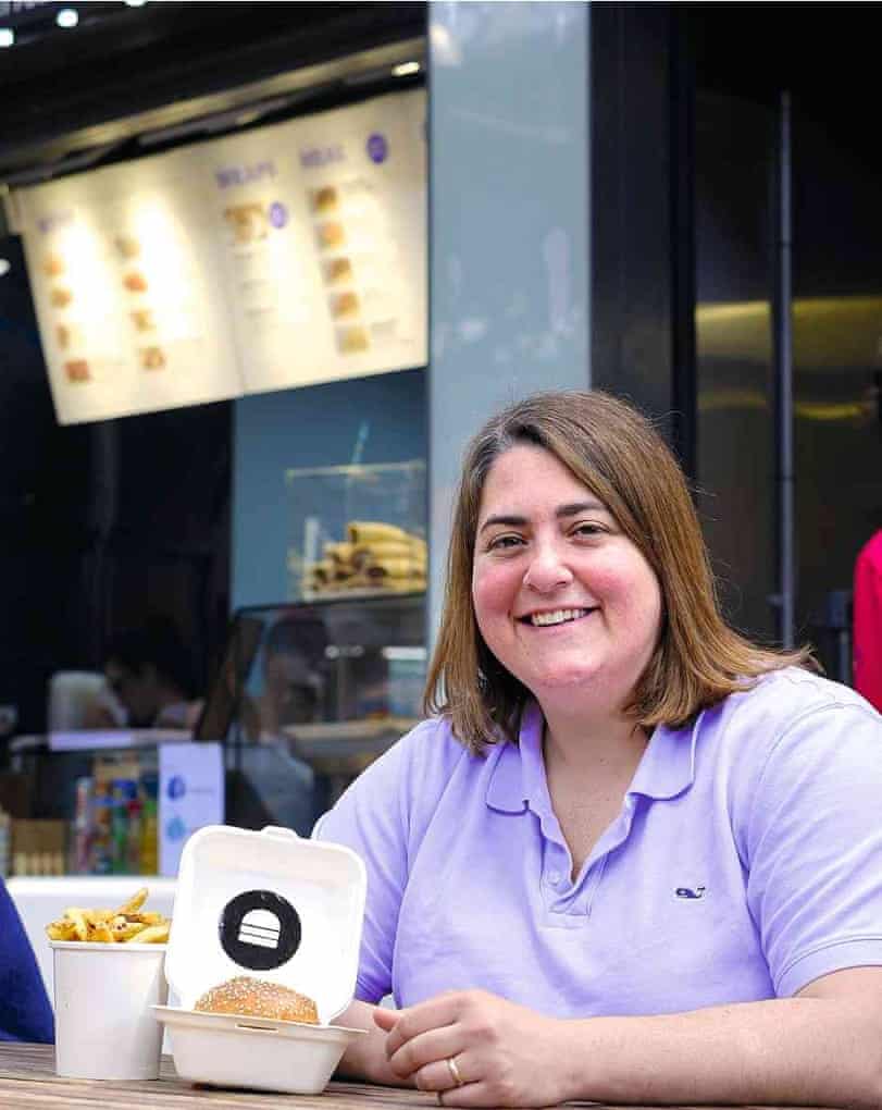 Zan Kaufman, who gave up her former career in New York as a corporate lawyer to run her burger takeaway company "Bleecker St.".