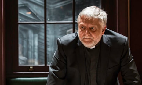 Occupied in thought … Simon Russell Beale plays the dean of St Paul's as a tragic figure in Steve Wa