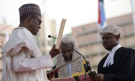 Nigerian president Mohammadu Buhari takes the oath of office.