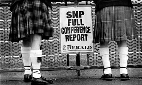 Kilted SNP supporters