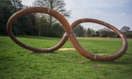 Conrad Shawcross at the unvieling of his three permament sculptures in Dulwich Park entitled 'Three Perpetual Chords".