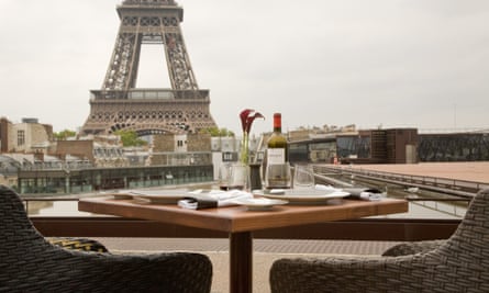 Add on a side trip to Paris as part of your round-the-world fare.
