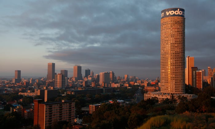 Johannesburg's Ponte City: 'the tallest and grandest urban slum in the  world' – a history of cities in 50 buildings, day 33 | Cities | The Guardian