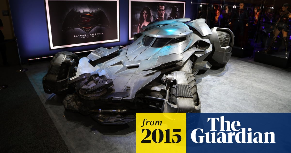 Batman v Superman: new synopsis and DIY Batmobile unveiled