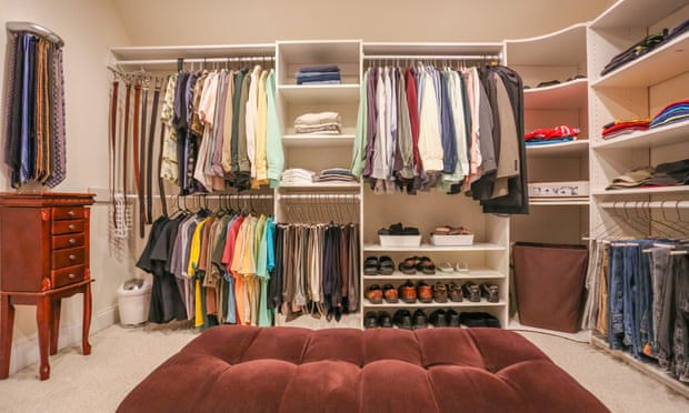 Order, order: a man's clothing, fully organised.