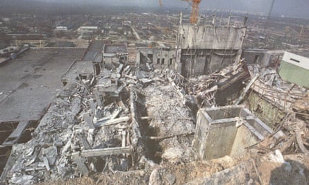 Igor Kostin photographed the remains of Chernobyl's destroyed reactor in 1986.