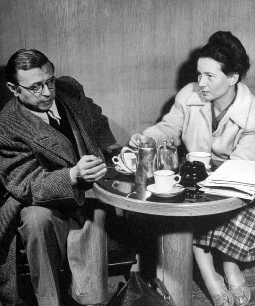 Jean Paul Sartre and Simone de Beauvoir take tea together in 1946.