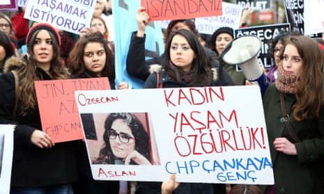 Ozgecan Aslan protest