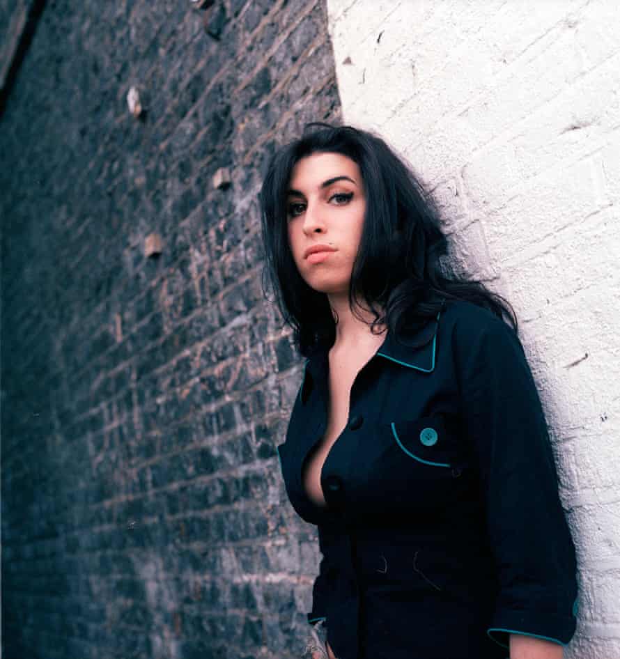 Amy Winehouse photographed in Camden by Karen Robinson.