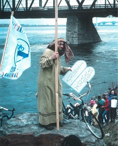 Activist ‘Bicycle Bob’ attempts to part the waters of the Saint Lawrence river. 