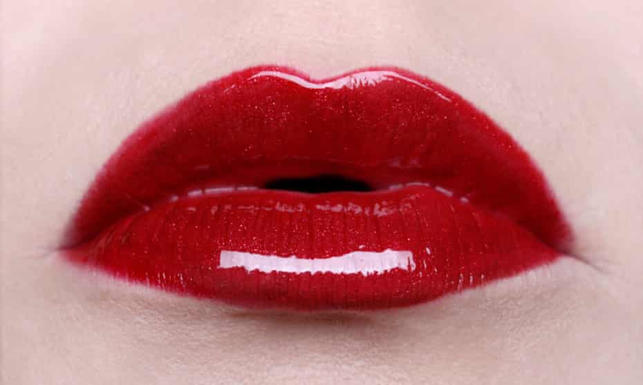 red lips woman