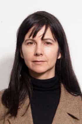 Gillian Wearing.
