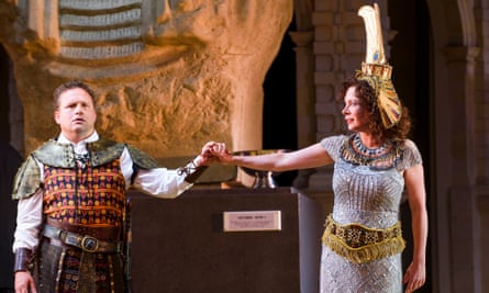 Peter Auty and Heather Shipp in Aida