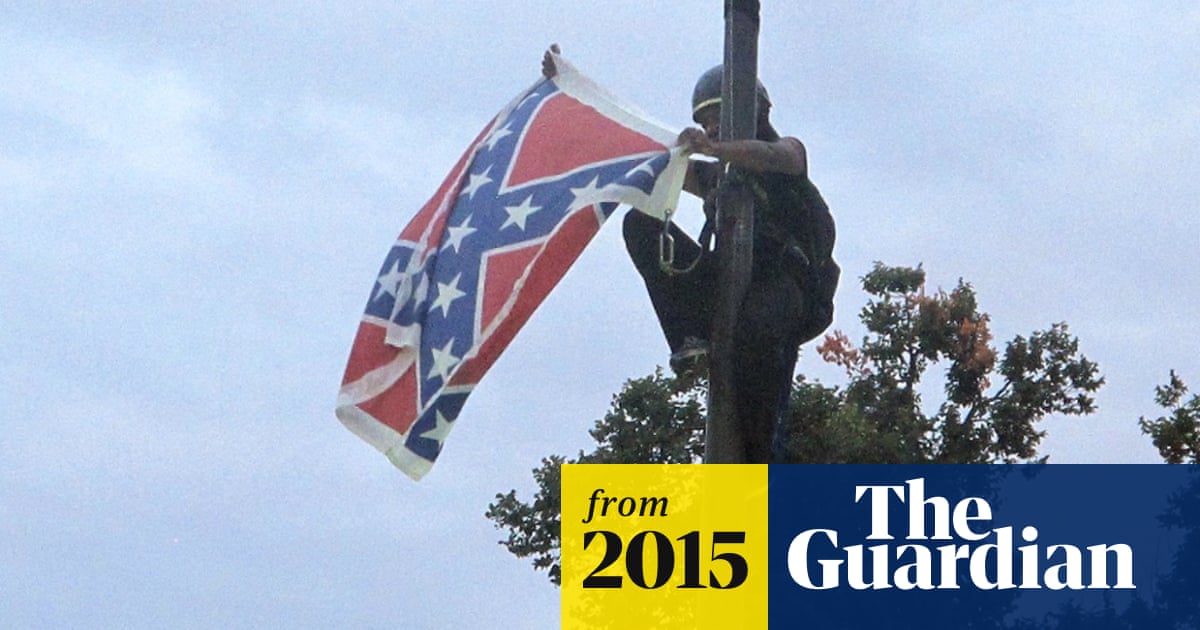 Activist pulls down Confederate flag in front of South Carolina ...