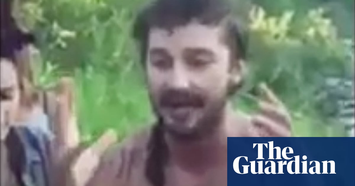 Shia Labeouf Performs Freestyle Rap In A Park Watch Me I M The