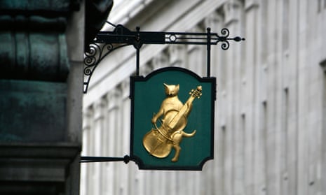 Motif for the former Cat and Fiddle inn on Lombard Street, City of London, UK   