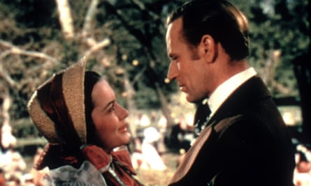 Olivia de Havilland with Leslie Howard in Gone With the Wind.