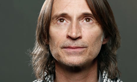 'I've always loved comedy but I keep getting offered psychos' … Robert Carlyle.