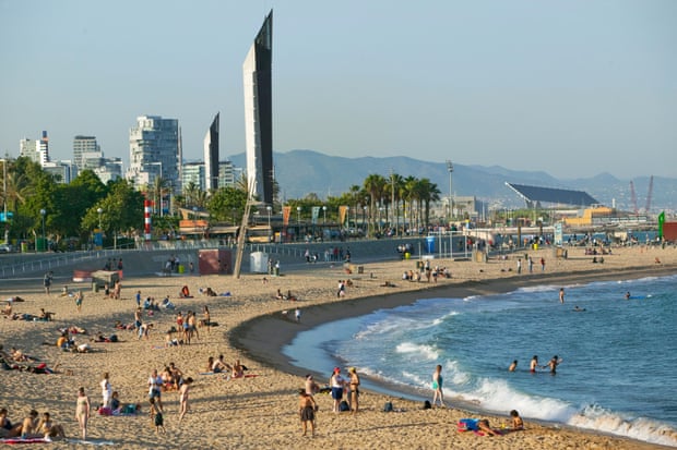 عشرة من أفضل الطرق للاستمتاع في مدينة برشلونة دون وجود عبء على الموازنة