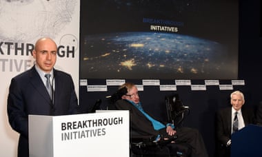 The Breakthrough Listen launch, hosted by Yuri Milner (left) and Stephen Hawking.