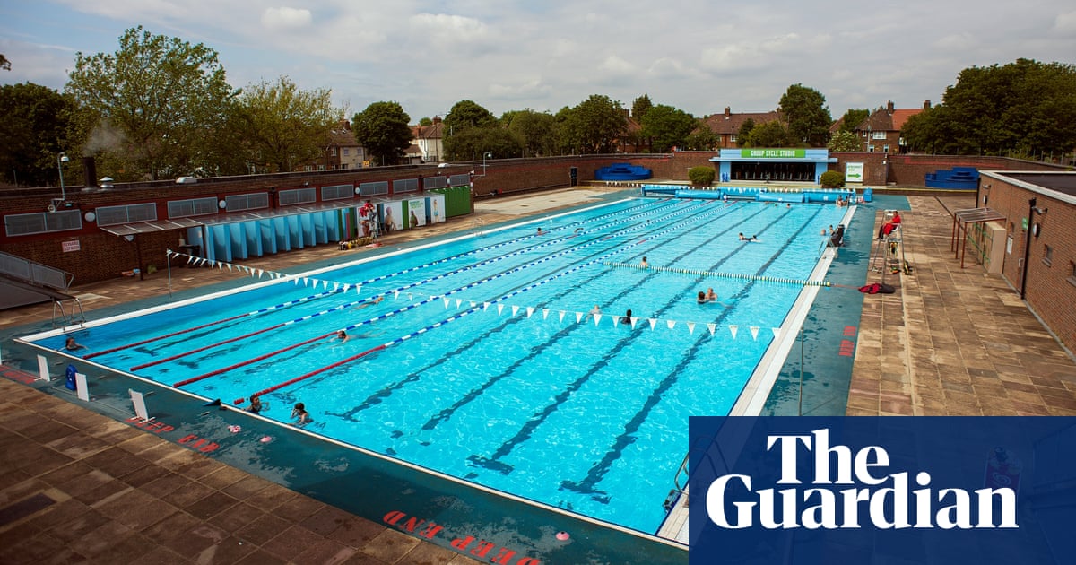 An Outdoor Swimming Tour Of London Top 10 Lidos And Ponds