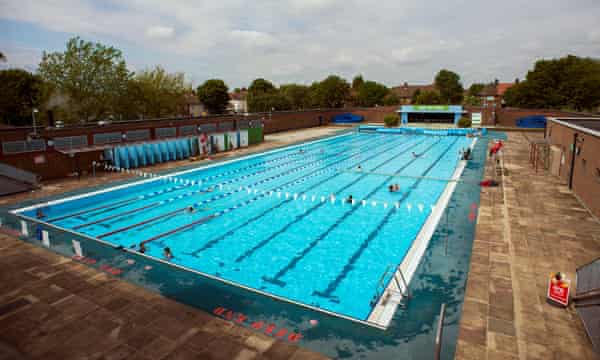 An Outdoor Swimming Tour Of London Top 10 Lidos And Ponds