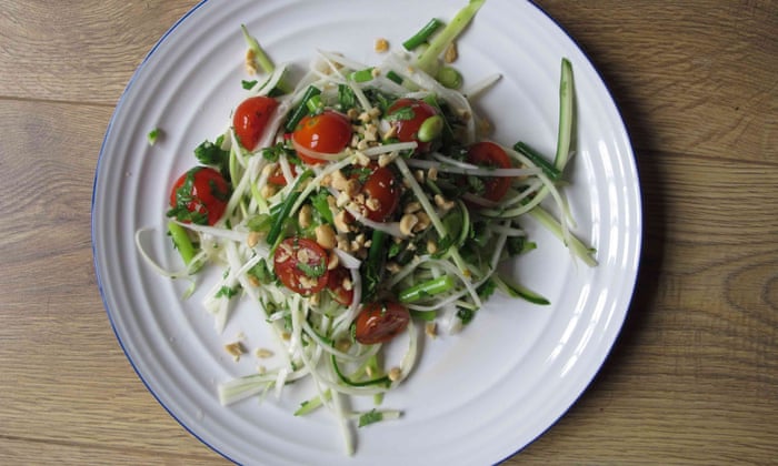 How To Make The Perfect Som Tam Salad The Guardian