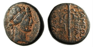 A Syrian coin from around 500 BC, which may have been looted by Isis, and was listed for sale on eBay.
