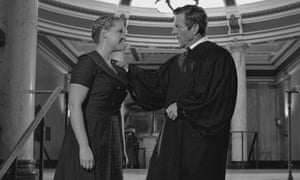 Amy Schumer and Dennis Quaid in 12 Angry Men Inside Amy Schumer