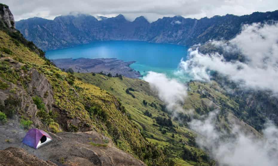 Rinjani crater lake, in so far relatively unspoiled Lombok
