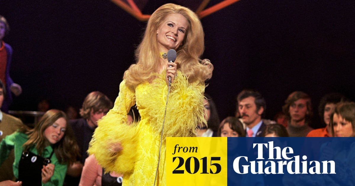 Lynn Anderson Singer Of Rose Garden Dies Aged 67 Music The