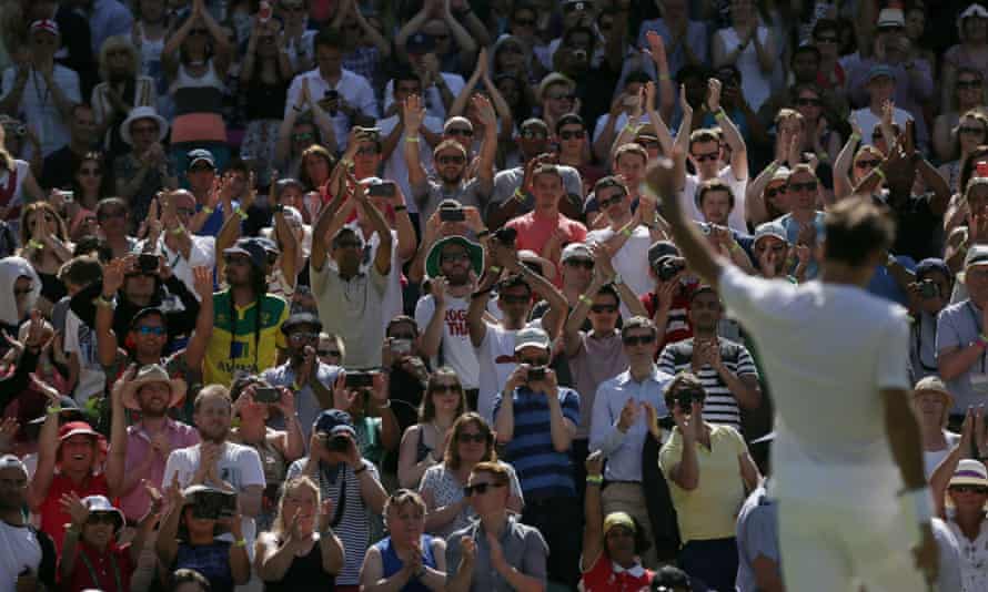 Roger Federer: the fans seem to like him in white.