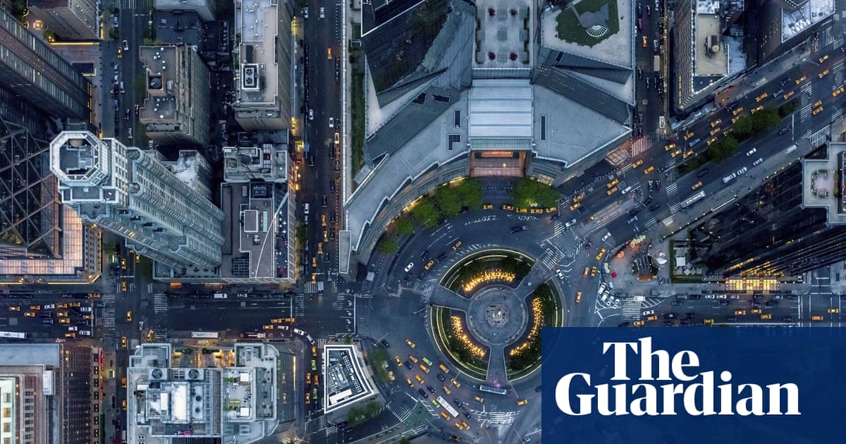 What is a Bird'S Eye View: Ultimate Guide to Top Perspectives