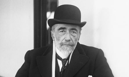Joseph Conrad, author of Heart of Darkness (No 32), arriving in New York in 1923.