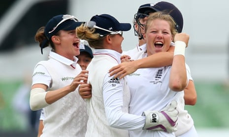 Alex Perry Cricketer Sex Videos - Women's Ashes 2015: England v Australia Test, day three â€“ as it happened |  Women's Ashes | The Guardian