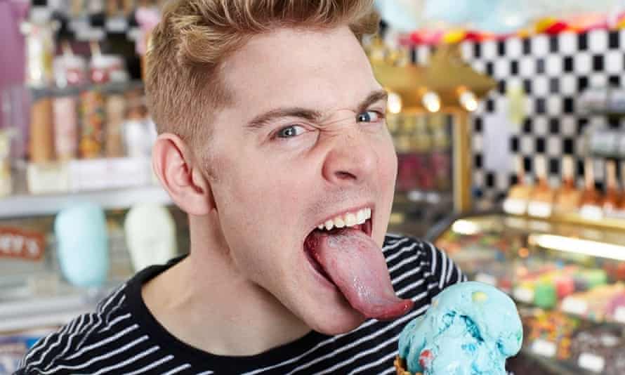 Top 10 World Records. Longest Tounge