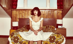 Daisy Lowe