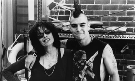 director Penelope Spheeris with Eyeball while filming The Decline of Western Civilization